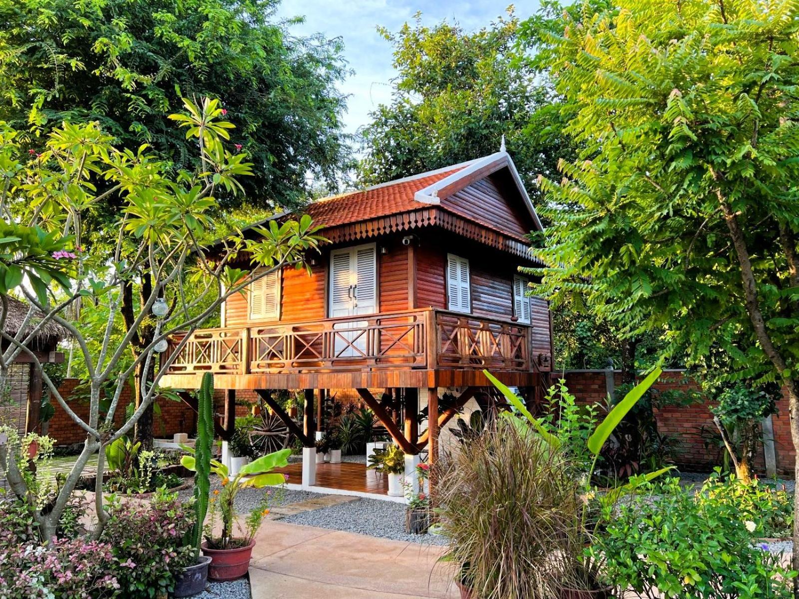 The Little Vegan Homestay Phumi Banteay Srei Exterior photo